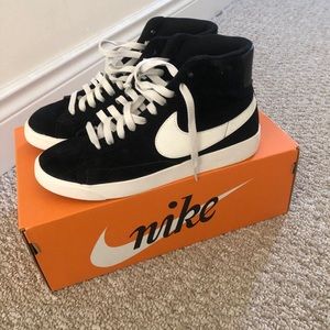 Nike suede high tops size 8